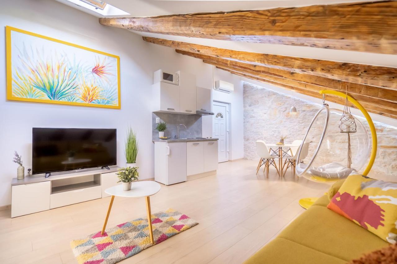 Fran Center Apartments بولا المظهر الخارجي الصورة